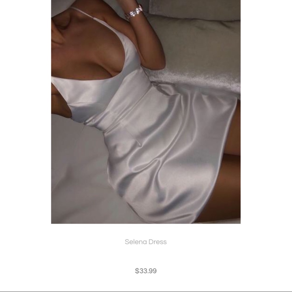 Selena dress